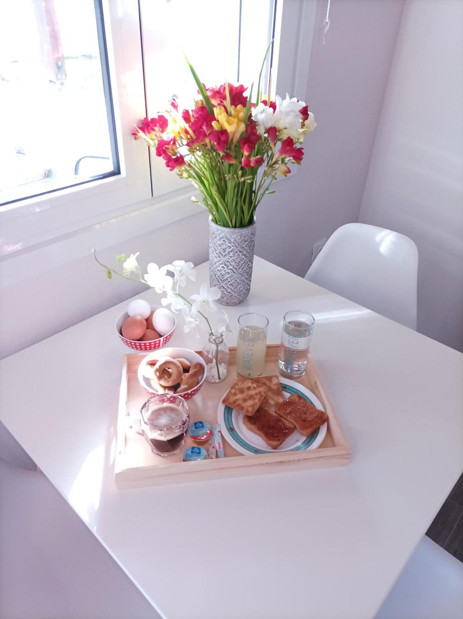 V&E'S Apartments Pigadhia  エクステリア 写真